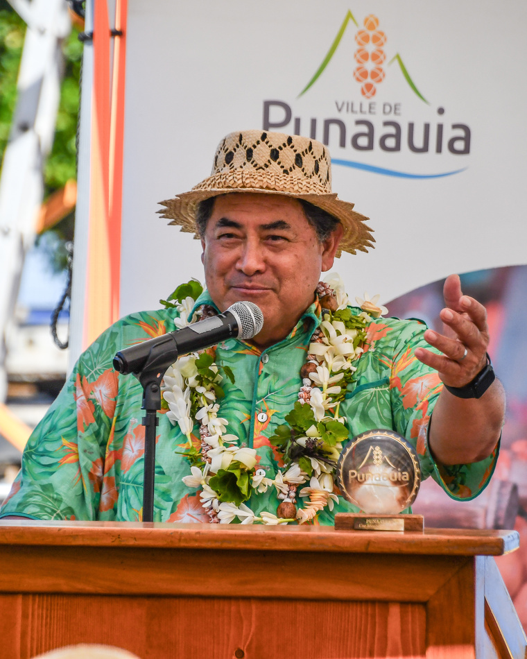 Le tāvana de Punaauia, Simplicio Lissant, le sourire aux lèvres à l'idée d'accueillir de nouveau les enfants de Punaauia dans ce nouvel établissement. Le tāvana de Punaauia, Simplicio Lissant, le sourire aux lèvres à l'idée d'accueillir de nouveau les enfants de Punaauia dans ce nouvel établissement.