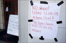 Les écoles de Los Angeles rouvrent après une menace sans fondement Les écoles de Los Angeles rouvrent après une menace sans fondement