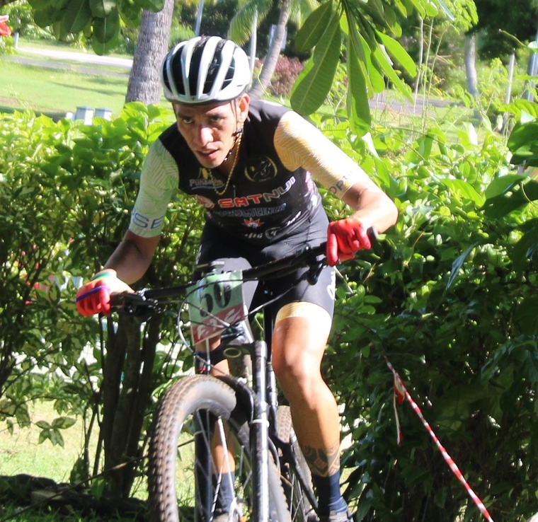 Kahiri Endeler est aussi à l’aise en VTT que sur la route. Kahiri Endeler est aussi à l’aise en VTT que sur la route.