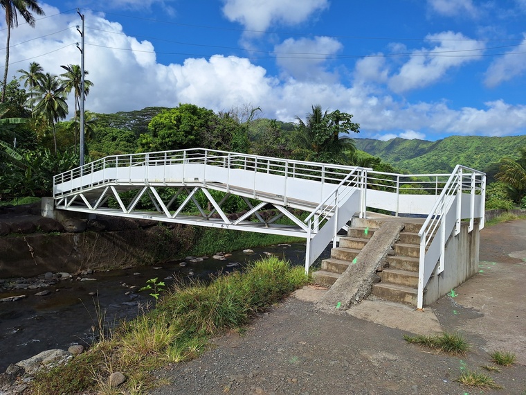 La passerelle restera accessible pendant les travaux (Crédit : Anne-Charlotte Lehartel). La passerelle restera accessible pendant les travaux (Crédit : Anne-Charlotte Lehartel).