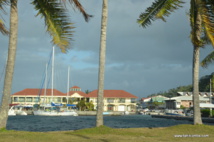 La marina d'Utoroa à Raiatea.