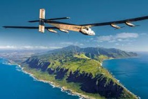 Solar Impulse: paré à décoller dès le 20 avril après des mois d'attente à Hawaï Solar Impulse: paré à décoller dès le 20 avril après des mois d'attente à Hawaï