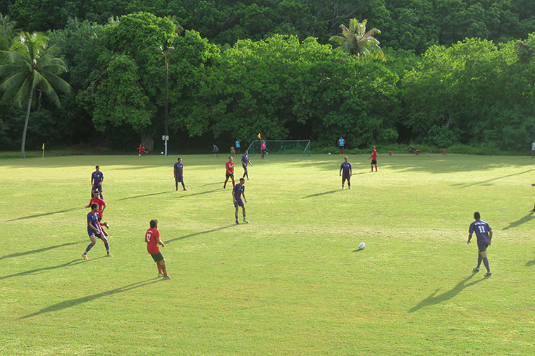 Tiare Tahiti et Tiare Hinano gardent le cap Tiare Tahiti et Tiare Hinano gardent le cap
