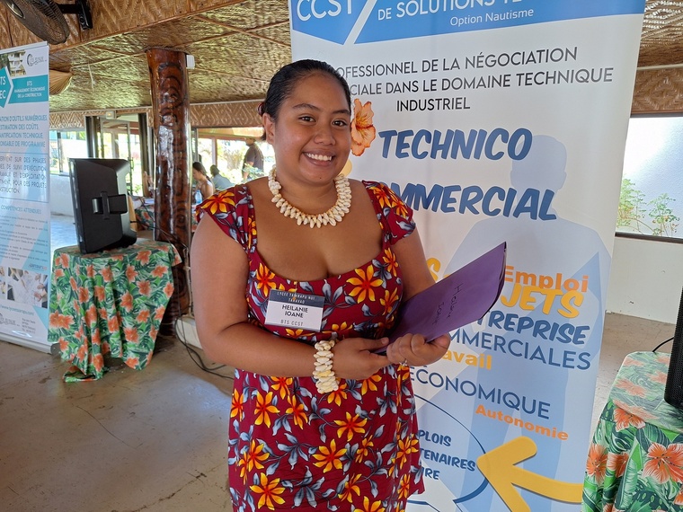 60 étudiants face à 30 entreprises 60 étudiants face à 30 entreprises