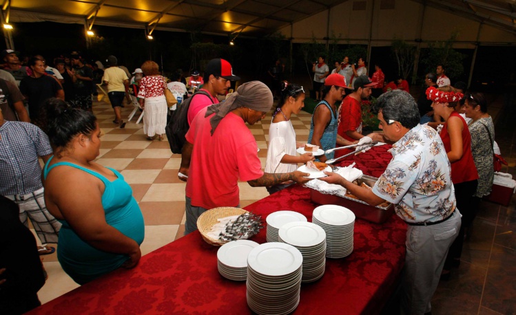 Repas à la présidence pour des personnes sans domicile fixe