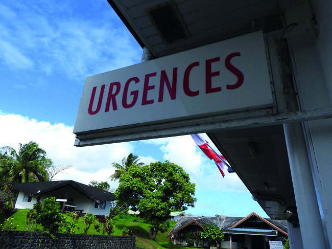 Les urgences de l'hôpital de Taravao sont au cœur de l'actualité depuis plusieurs mois. Actuellement, il n'y a plus qu'un seul médecin urgentiste en poste, là où l'effectif était encore à quatre en avril dernier.