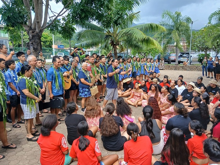 Kamehameha Schools Maui en visite au conservatoire Kamehameha Schools Maui en visite au conservatoire