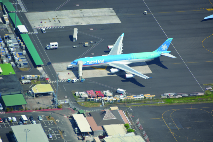 Décembre 2015 dans le rétro : des intempéries au Tahiti Mahana Beach Décembre 2015 dans le rétro : des intempéries au Tahiti Mahana Beach