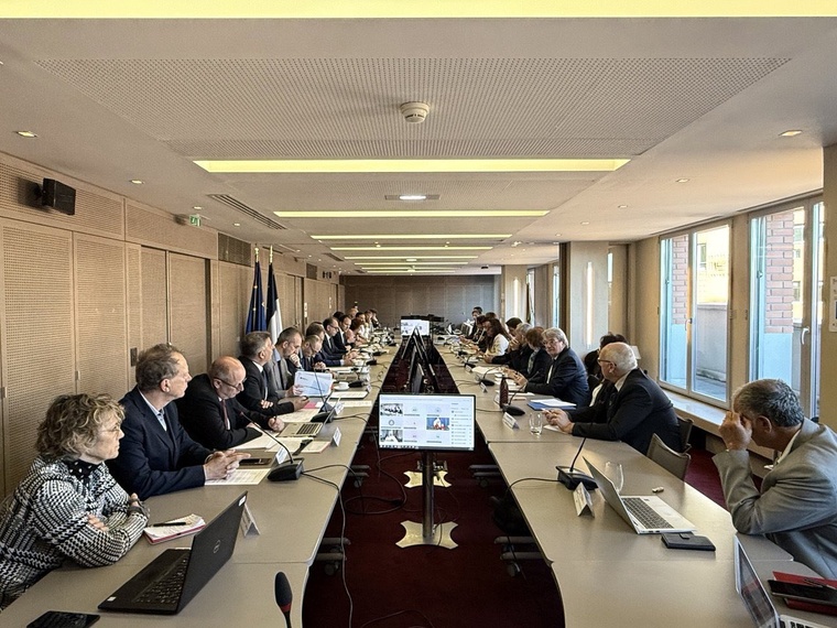 L’Etat engagera une mission d’expertise sur les dépenses par la CPS pour le traitement des malades radio-induites L’Etat engagera une mission d’expertise sur les dépenses par la CPS pour le traitement des malades radio-induites