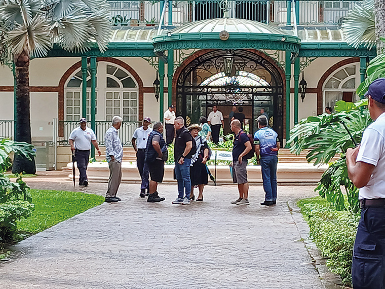 Fonctionnaires du Pays : vers une augmentation du point d'indice de 1.060 à 1.080 francs Fonctionnaires du Pays : vers une augmentation du point d'indice de 1.060 à 1.080 francs