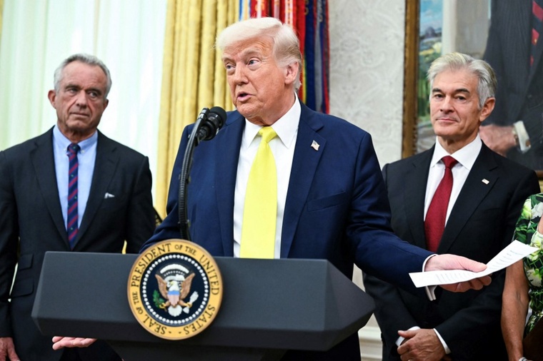 Trump réautorise la pêche commerciale dans un vaste sanctuaire marin du Pacifique Trump réautorise la pêche commerciale dans un vaste sanctuaire marin du Pacifique