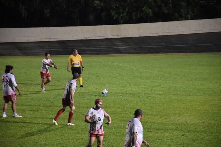Nicolas Ebb aura su concrétiser les moments forts de son équipe. Nicolas Ebb aura su concrétiser les moments forts de son équipe.