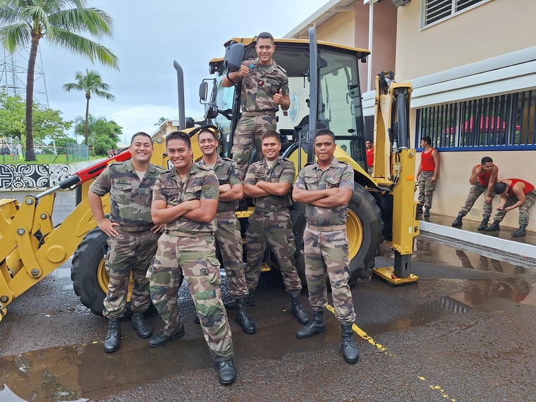 Les stagiaires ont répondu aux questions des familles (Crédit : Anne-Charlotte Lehartel). Les stagiaires ont répondu aux questions des familles (Crédit : Anne-Charlotte Lehartel).