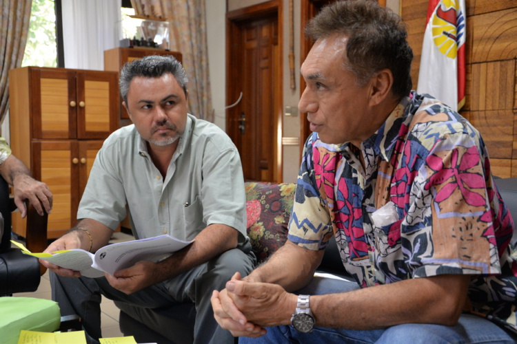 Tepuanui Snow et Hanny Tehaamatai, du CESC, ont présenté le rapport sur les patentés le 20 janvier Tepuanui Snow et Hanny Tehaamatai, du CESC, ont présenté le rapport sur les patentés le 20 janvier