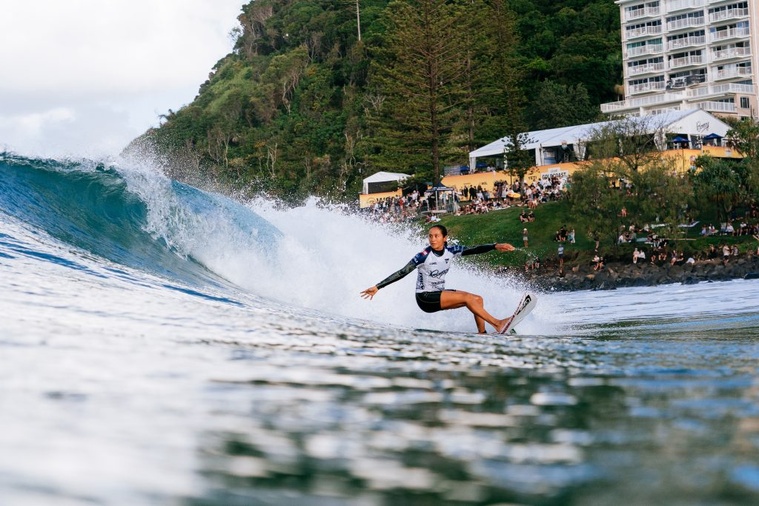 Vahine Fierro brille à la Bonsoy Gold Coast Pro et file en huitièmes de finale Vahine Fierro brille à la Bonsoy Gold Coast Pro et file en huitièmes de finale