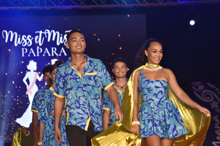 Le passage en tenue de ville a ouvert les festivités. Le passage en tenue de ville a ouvert les festivités.