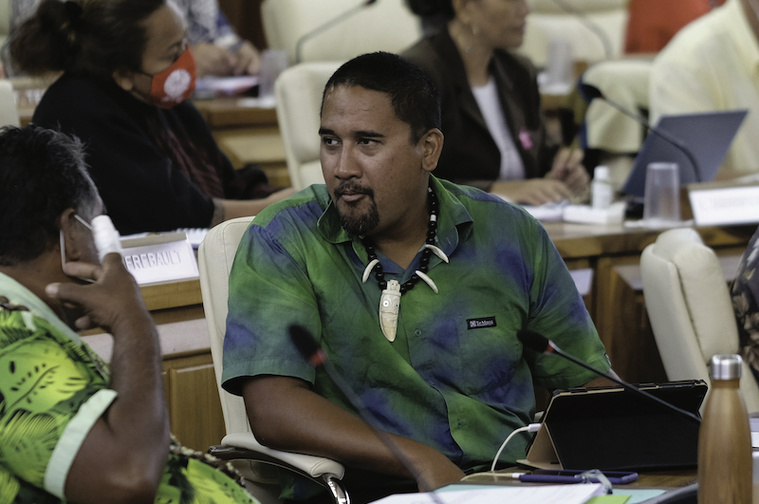 Tokoragi, candidat contradictoire Tokoragi, candidat contradictoire