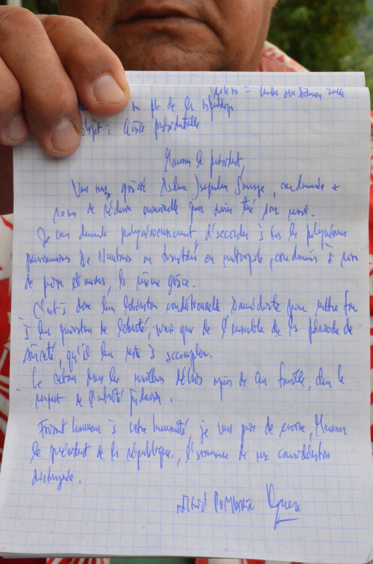 Pomare demande à Hollande la "libération" des détenus polynésiens