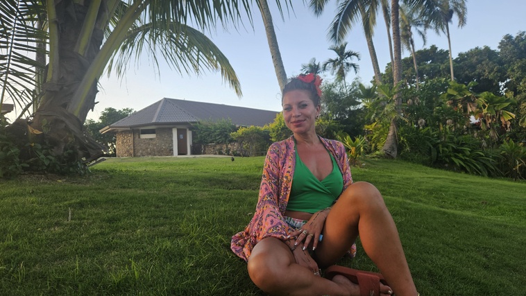 Doully, rauque ’n drôle au Fenua Doully, rauque ’n drôle au Fenua