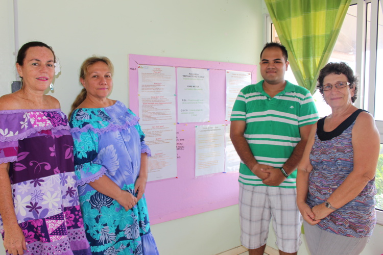 Rigolothérapie, marche et abeilles au Fare Metua à Faa’a Rigolothérapie, marche et abeilles au Fare Metua à Faa’a