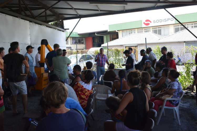 Tout le monde peut enchérir. Tout le monde peut enchérir.
