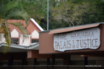 Moorea : le régisseur de la mairie encaissait les redevances, mais ne les payait pas lui-même Moorea : le régisseur de la mairie encaissait les redevances, mais ne les payait pas lui-même