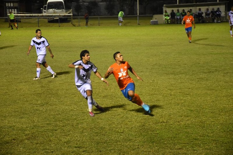 Le retour du capitaine buteur Tamataua Tetauira a dynamisé l’équipe de Dragon. Le retour du capitaine buteur Tamataua Tetauira a dynamisé l’équipe de Dragon.