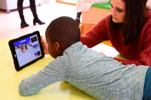 Vautrin ne veut plus que les enfants de moins de trois ans soient exposés aux écrans Vautrin ne veut plus que les enfants de moins de trois ans soient exposés aux écrans