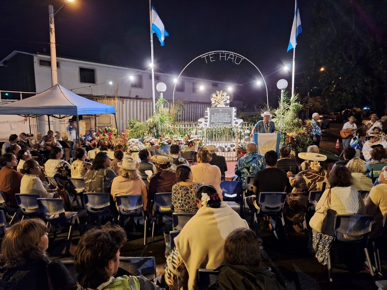 Recueillement à Faa'a pour le Tavini Recueillement à Faa'a pour le Tavini