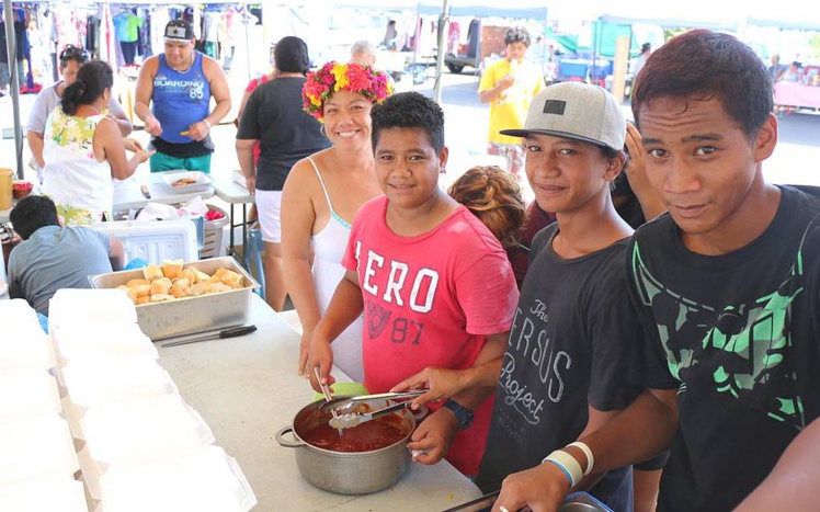 Levée de fonds : Plus de 300 000 Fcfp ont été récoltés samedi par les élèves du CJA Levée de fonds : Plus de 300 000 Fcfp ont été récoltés samedi par les élèves du CJA