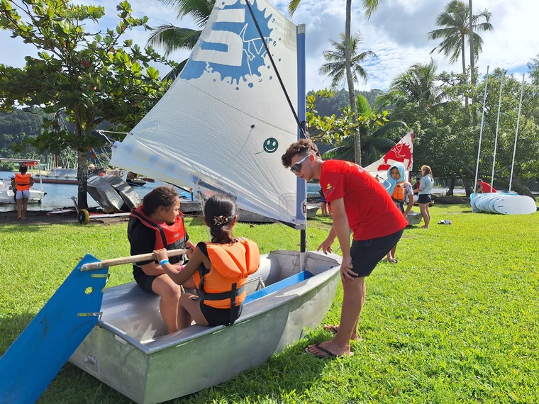 Dernières consignes avant la mise à l’eau. Dernières consignes avant la mise à l’eau.