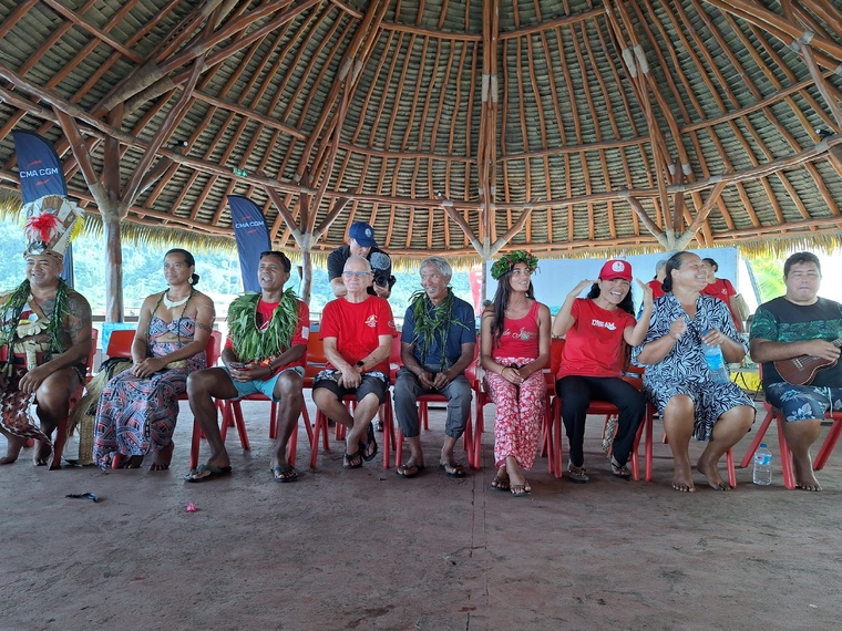 Un accueil émouvant pour les navigateurs traditionnels. Un accueil émouvant pour les navigateurs traditionnels.