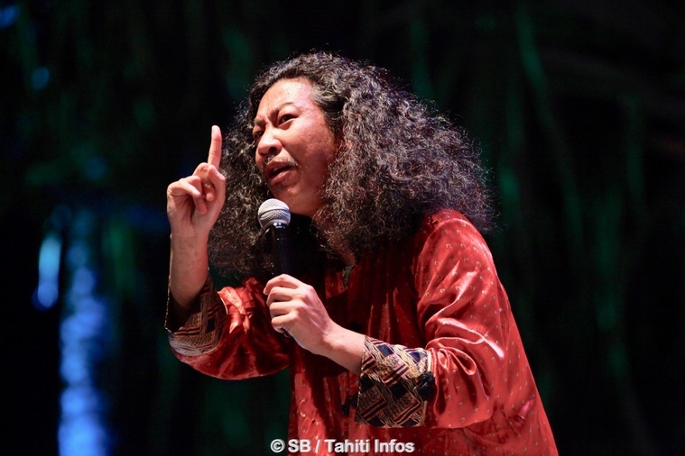 Décès à 43 ans de l'humoriste Bun Hay Mean, alias "Chinois marrant" Décès à 43 ans de l'humoriste Bun Hay Mean, alias "Chinois marrant"