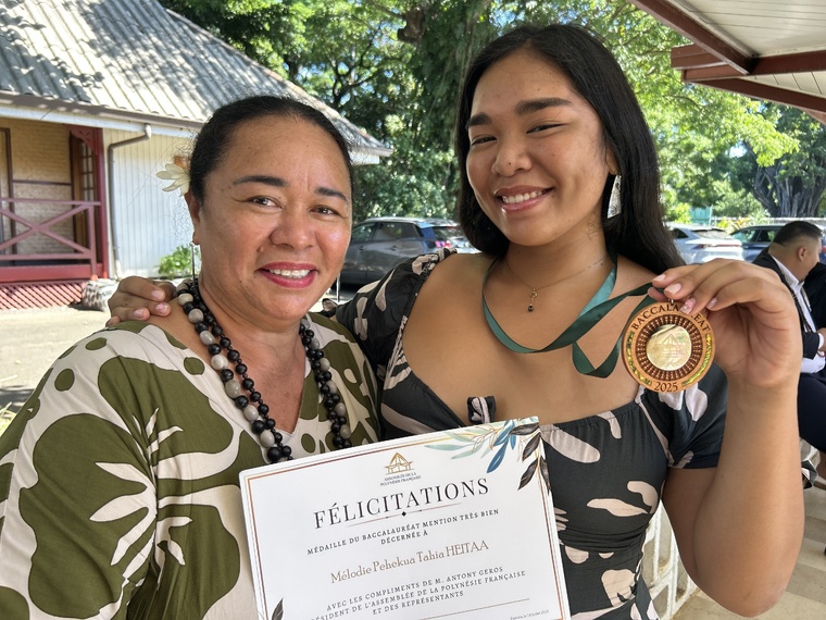 Yannick et sa fille Mélodie viennent de Hiva Oa. Yannick et sa fille Mélodie viennent de Hiva Oa.