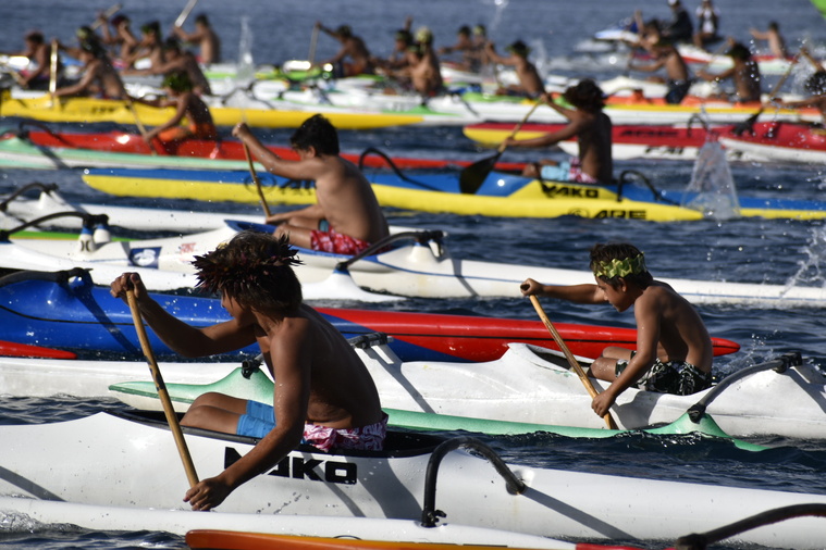 Les jeunes ont donné le coup d’envoi du Heiva Va’a Mata’eina’a. Les jeunes ont donné le coup d’envoi du Heiva Va’a Mata’eina’a.