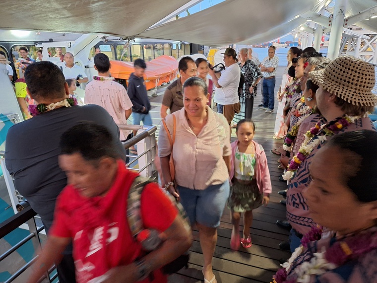 Un minimum de 150 passagers par trajet permettrait d’assurer la desserte. Un minimum de 150 passagers par trajet permettrait d’assurer la desserte.