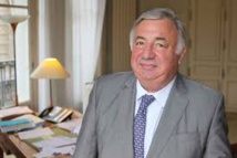 Gérard Larcher prône "unité et dialogue" en Nouvelle-Calédonie Gérard Larcher prône "unité et dialogue" en Nouvelle-Calédonie