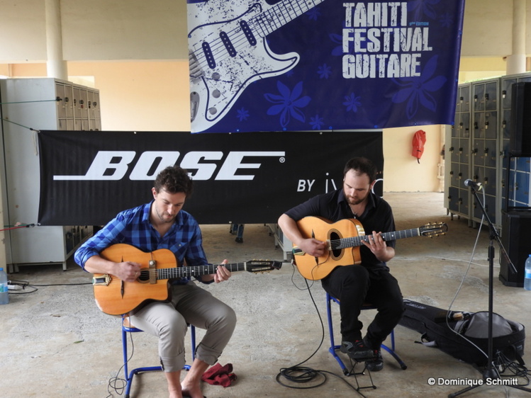 Tahiti Festival Guitare : les artistes offrent un avant-goût de la fête au lycée hôtelier de Punaauia Tahiti Festival Guitare : les artistes offrent un avant-goût de la fête au lycée hôtelier de Punaauia