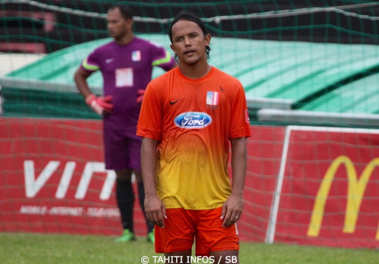 Marama Vahirua tente de transmettre son expérience de joueur professionnel Marama Vahirua tente de transmettre son expérience de joueur professionnel