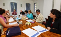 Edouard Fritch : "On ne se parle pas assez dans nos familles" Edouard Fritch : "On ne se parle pas assez dans nos familles"