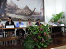 Edouard Fritch : "Il faut savoir se satisfaire de ce qu'on nous donne" Edouard Fritch : "Il faut savoir se satisfaire de ce qu'on nous donne"