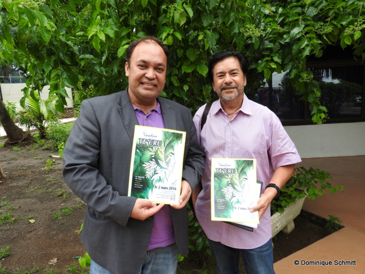 Matani Kainuku, à la tête de l'association Nonahere, et Martin Coeroli, le directeur par intérim de la Maison de la culture, ont coréalisé le spectacle "Te 'uru" qui faire revivre la légende du fruit de l'arbre à pain.