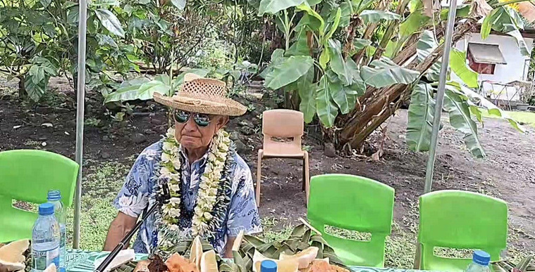 "Moi, je n’exclus personne, mais au vu de ce qui se passe, si vous n’êtes pas content, partez." Oscar Temaru "Moi, je n’exclus personne, mais au vu de ce qui se passe, si vous n’êtes pas content, partez." Oscar Temaru