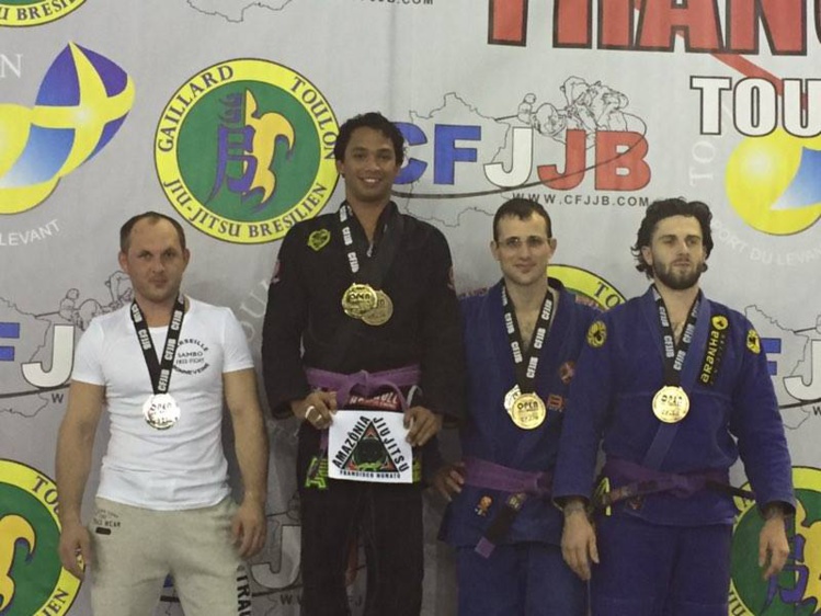 JJB « Open France » : Tehau Sanford sur la plus haute marche du podium JJB « Open France » : Tehau Sanford sur la plus haute marche du podium