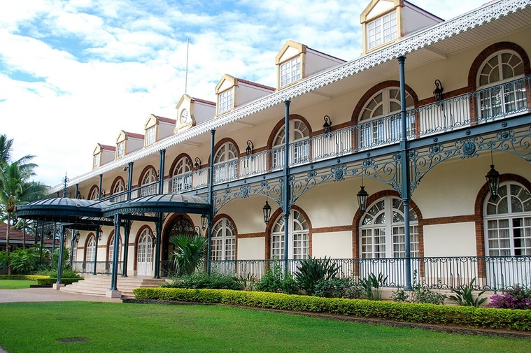 Renfort de la langue tahitienne dans les textes officiels Renfort de la langue tahitienne dans les textes officiels