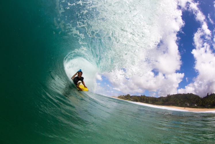 Angelo Faraire est un 'big wave rider'. Il est très bon techniquement