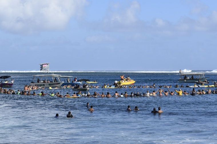 Un hommage émouvant pour un free-surfeur “apprécié de tous”. Un hommage émouvant pour un free-surfeur “apprécié de tous”.