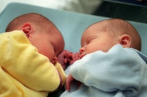 Rarissime cas de jumeaux de pères différents au Vietnam