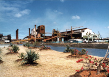 Nouvelle-Calédonie: un plan de soutien au nickel Nouvelle-Calédonie: un plan de soutien au nickel