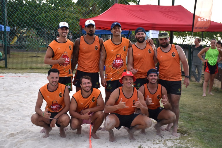 Les petits Princes du PRC montent sur la deuxième marche du podium. Les petits Princes du PRC montent sur la deuxième marche du podium.